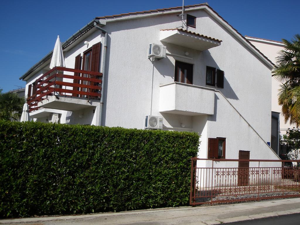 Apartments Barbara Пореч Экстерьер фото