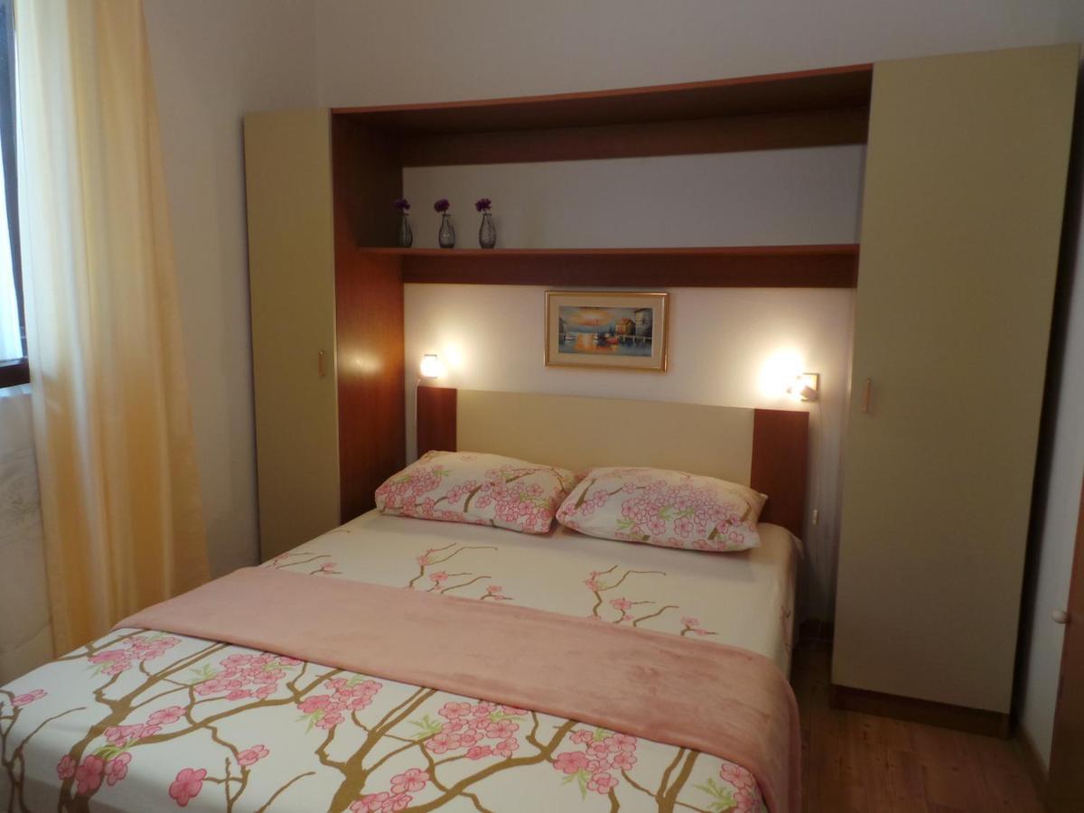Apartments Barbara Пореч Экстерьер фото