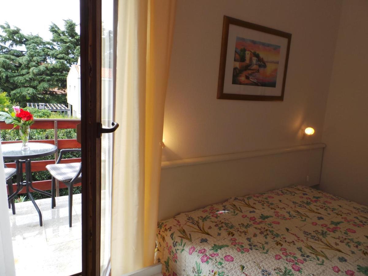 Apartments Barbara Пореч Экстерьер фото