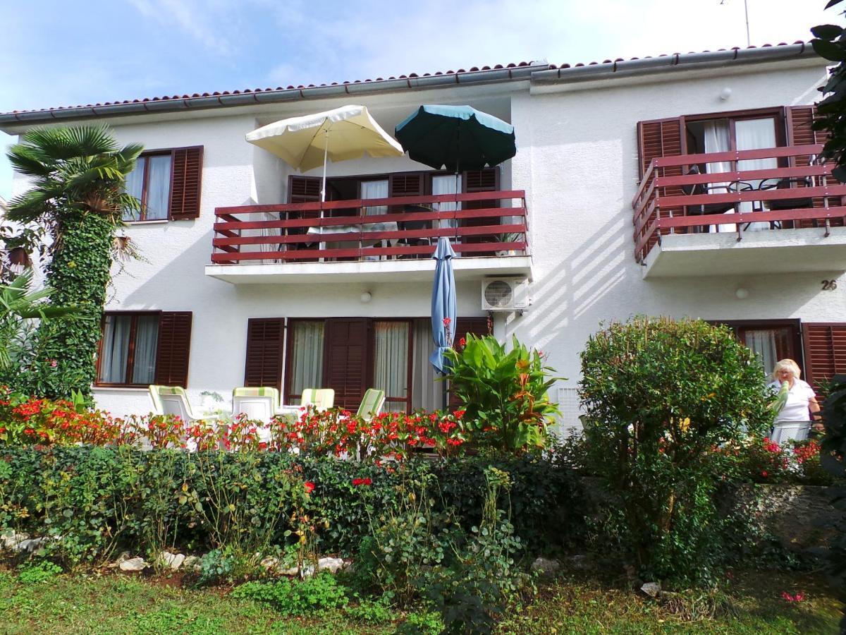 Apartments Barbara Пореч Экстерьер фото